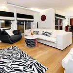 Villa Sky