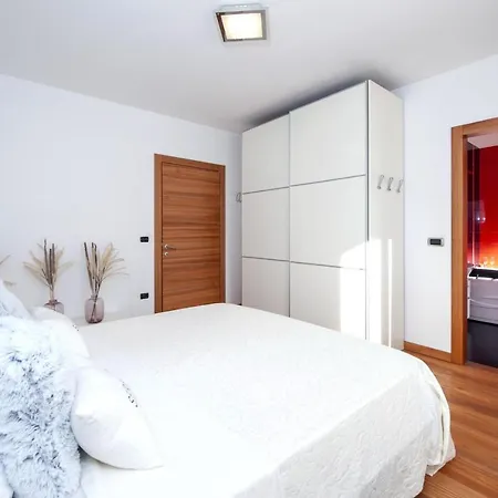 Sky Villa *