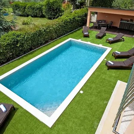 Sky Villa