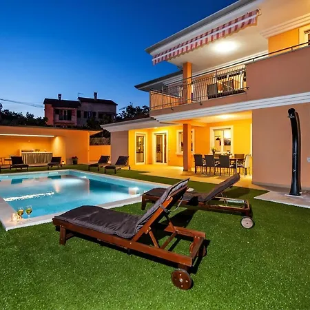Villa Sky *