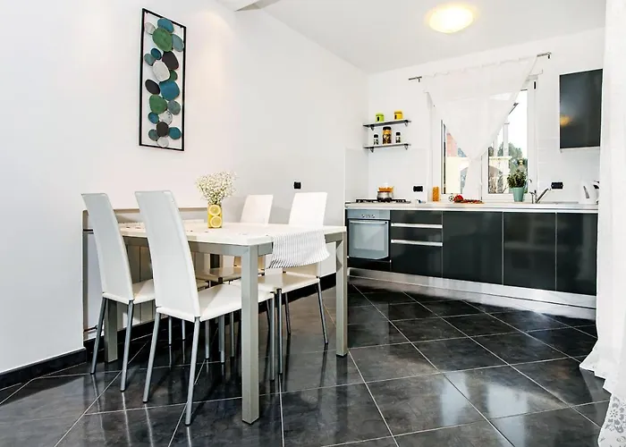 ヴィラ Sky ロヴィンスコ・セロ