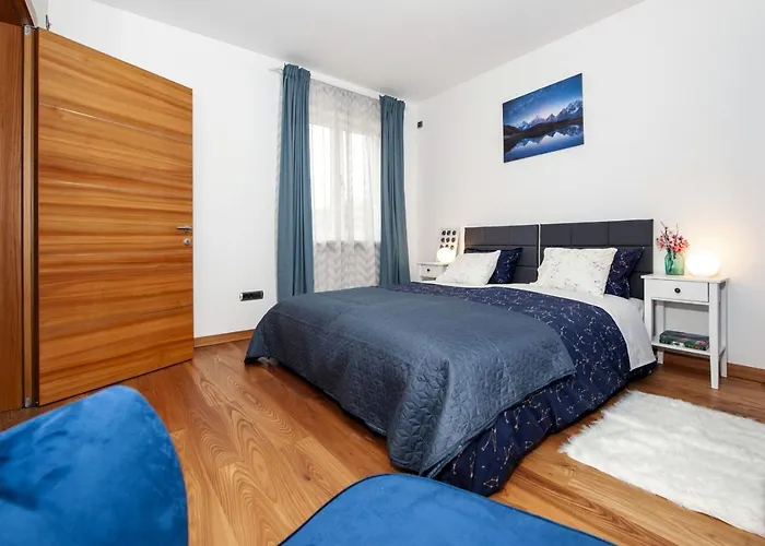 Sky * ロヴィンスコ・セロ